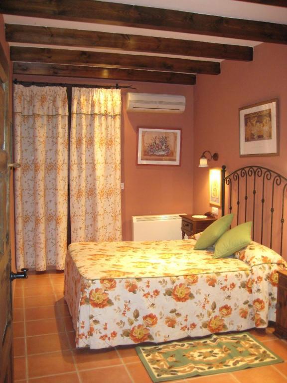 Apartamentos Saqura Сегура-де-ла-Сьерра Номер фото